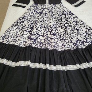 Black and white Prairie dress.